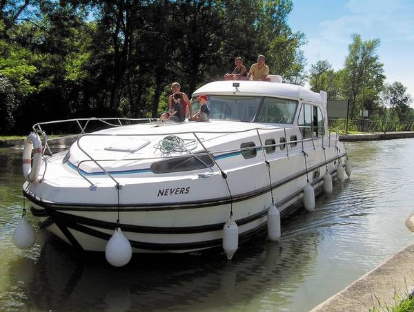 Flodbåd 400321: Nicols Sedan 1310 1